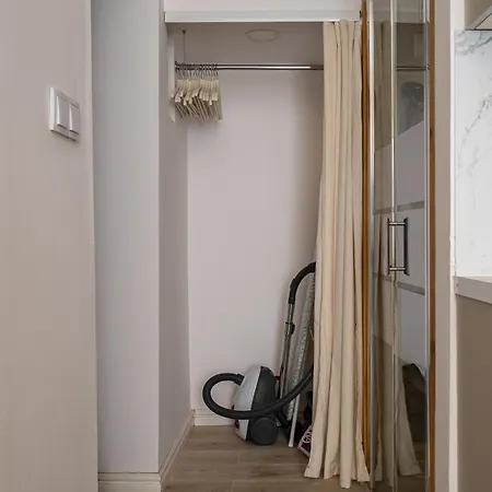 Tamka Powisle Superior By Bookinghost Apartment *
