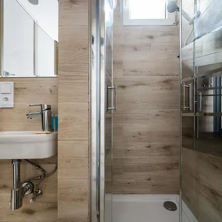 Apartment Tamka Powisle Superior By Bookinghost *